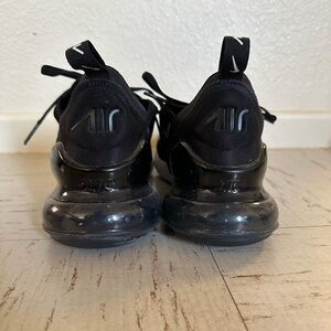 Nike women’s Air Max 270